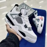 Air Jordan 4 Retro Military Black