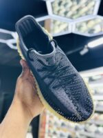 Adidas Yeezy Boost 350 V2 Carbon - Image 3