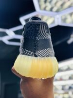 Adidas Yeezy Boost 350 V2 Carbon - Image 5