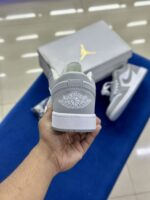 Air Jordan 1 Low Wolf Grey - Image 5