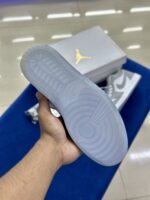 Air Jordan 1 Low Wolf Grey - Image 4