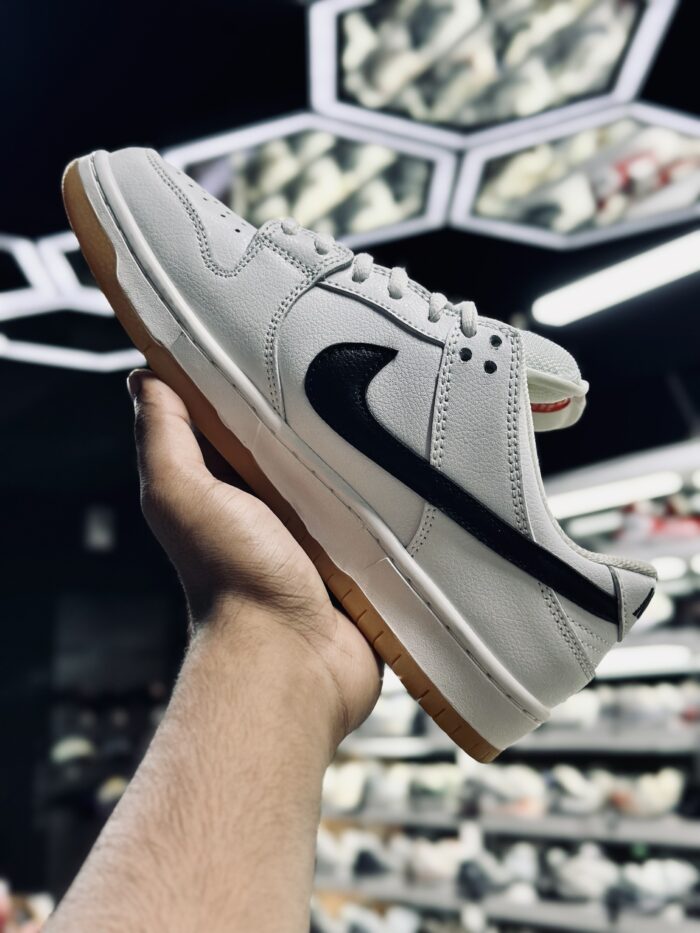 Nike SB Dunk Low Pro White Gum - Image 2