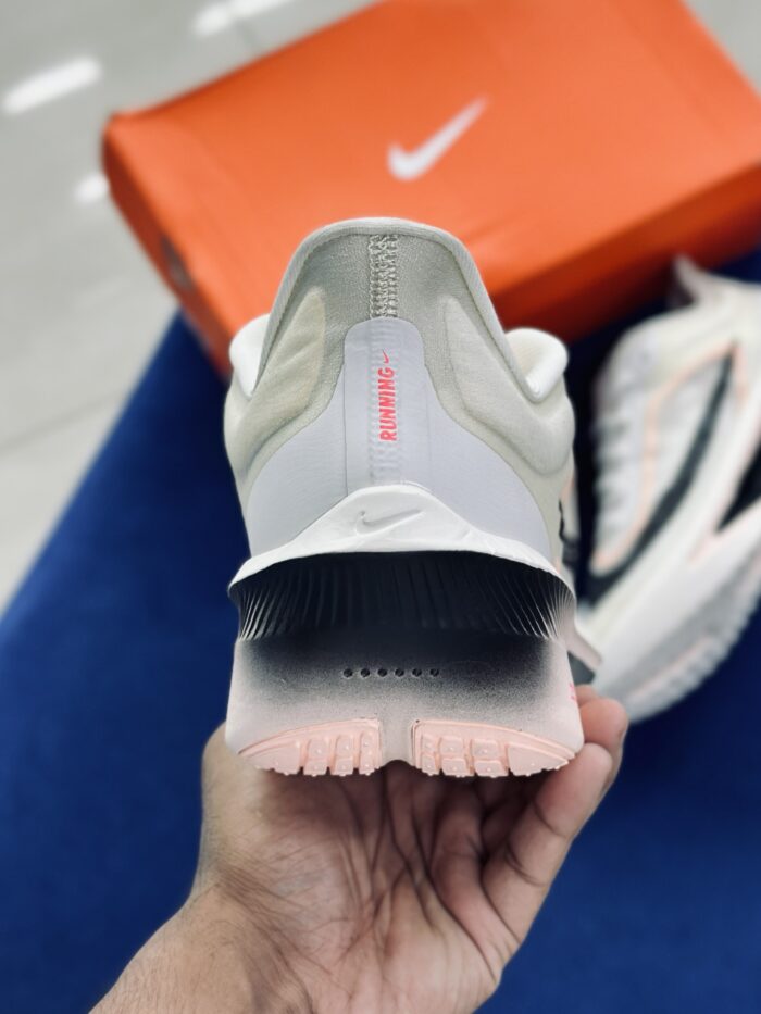 Nike ZoomFly 6 Pale Ivory Crimson Tint - Image 5