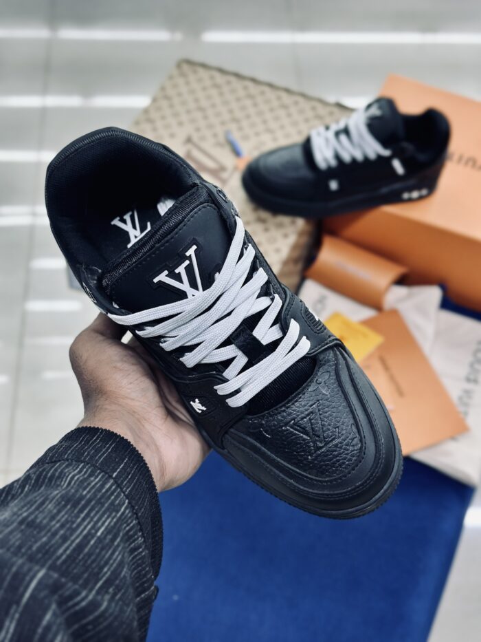 Louis Vuitton Trainer Black Embossed Monogram - Image 3