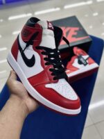 Air Jordan 1 High Retro Chicago