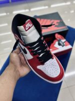 Air Jordan 1 High Retro Chicago - Image 3