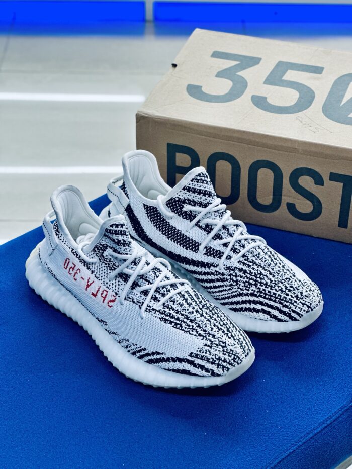 Adidas Yezzy boost 350 V2 Zebray - Image 5