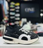 On Cloud Cloudboom strike Black White (Mirror Copy-1:1)