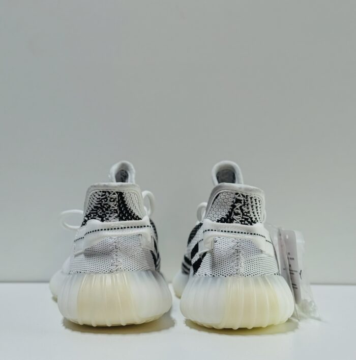 Adidas Yezzy boost 350 V2 Zebray(Mirror Copy-1:1) - Image 3
