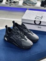 Nike Air Max 720 Black - Image 6