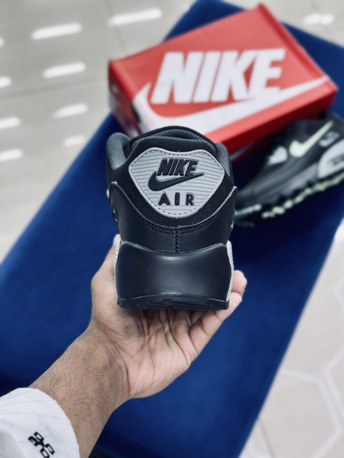 Nike Air Max 90 Gore-Tex - Image 5