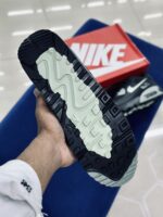 Nike Air Max 90 Gore-Tex - Image 4