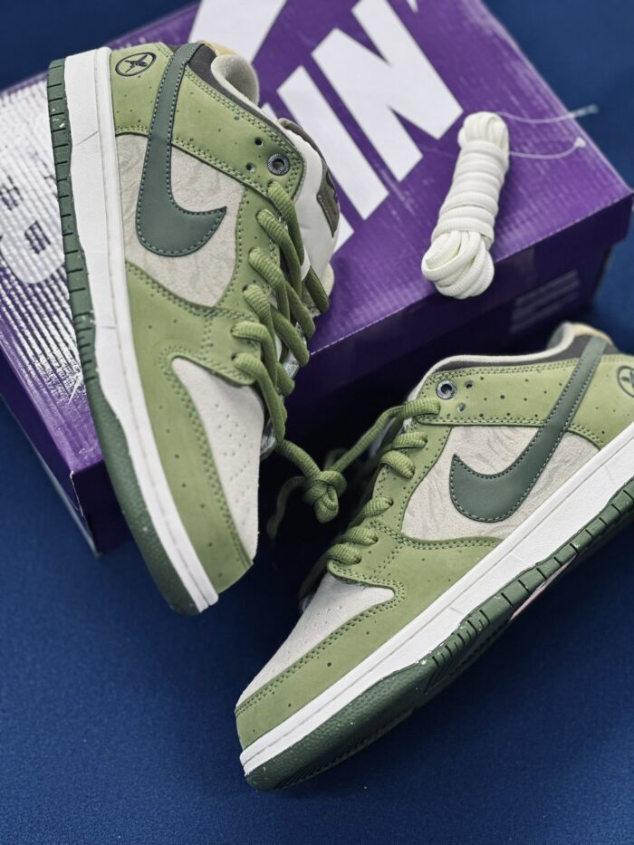 Yuto Horigome x Nike SB Dunk Low Matcha - Image 2
