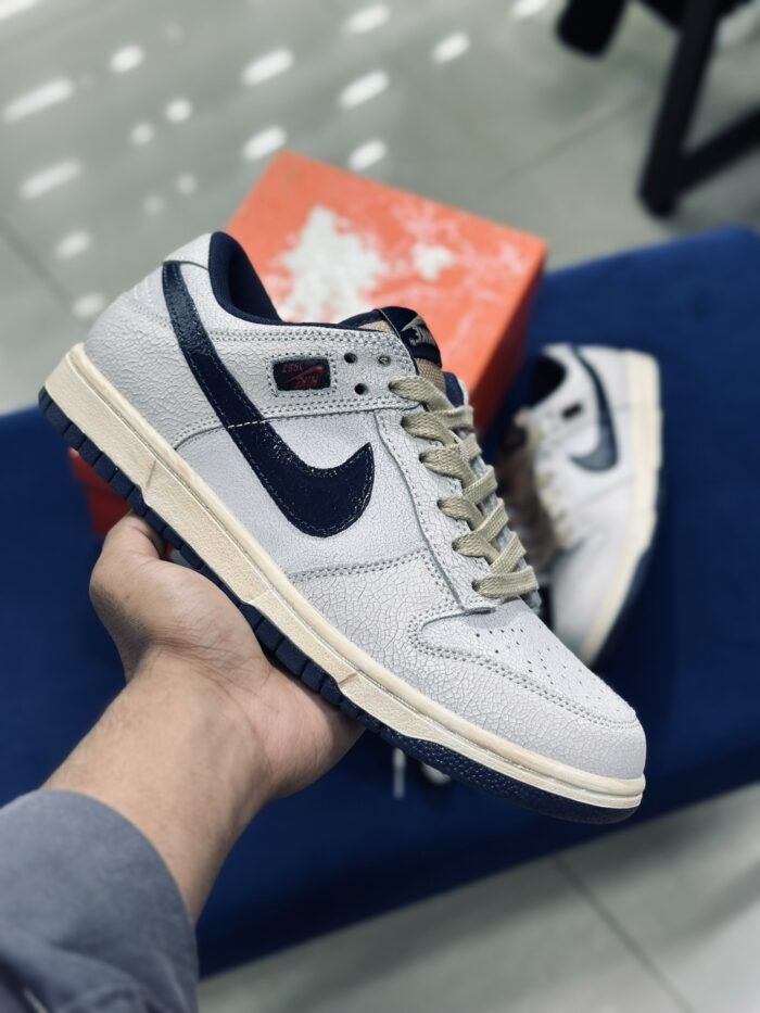 Dunk Low X Stranger Things Phantom and Midnight Navy - Image 2