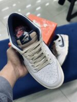 Dunk Low X Stranger Things Phantom and Midnight Navy - Image 4