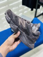 New Balance 9060 Chocolate - Image 3