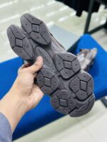 New Balance 9060 Chocolate - Image 5