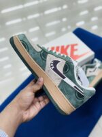Supreme X Nike Air Force 1 Low Green - Image 2