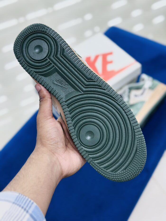 Supreme X Nike Air Force 1 Low Green - Image 4