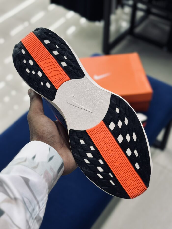 Nike ZoomX Pegasus Plus Crimson - Image 4