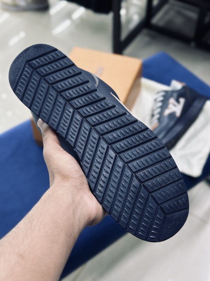 Louis Vuitton BUTTERSOFT - Image 3