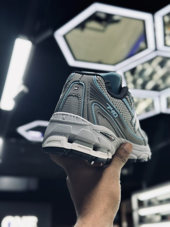 New Balance 740 Grey Blue - Image 5