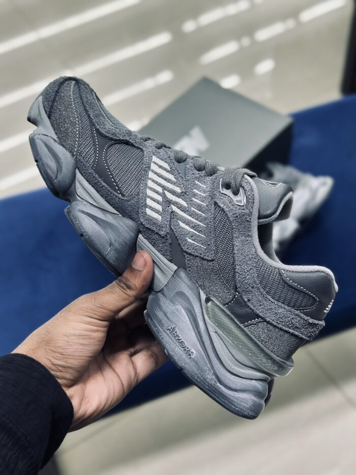 New Balance 9060 Magnet - Image 2