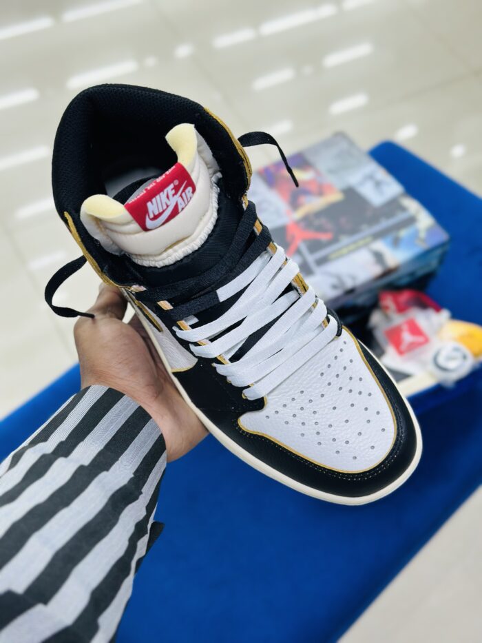 Fragment x Union LA x Air Jordan 1 High OG - Image 3