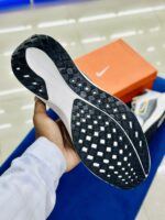 Nike air Zoom Pegasus 41 Grey - Image 4