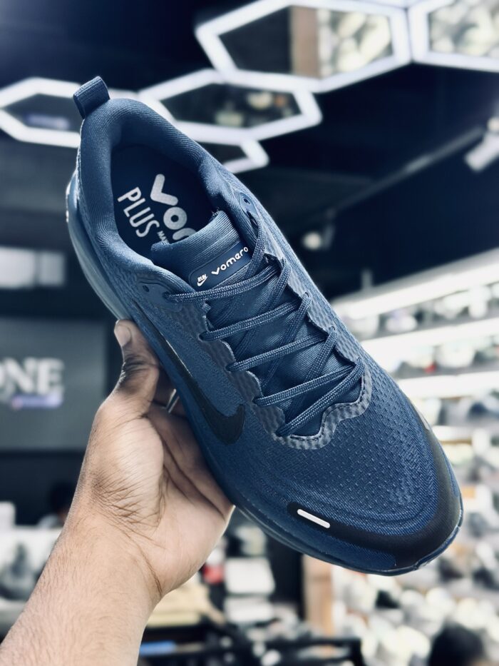 Nike Vomero Plus Swarovski Blue Force - Image 3