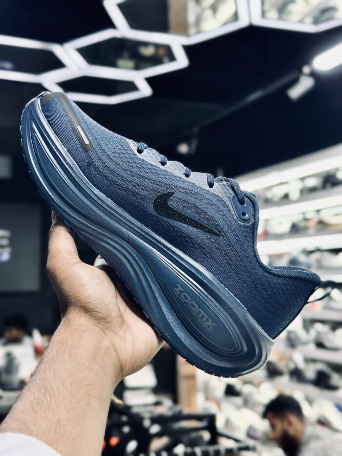 Nike Vomero Plus Swarovski Blue Force - Image 2