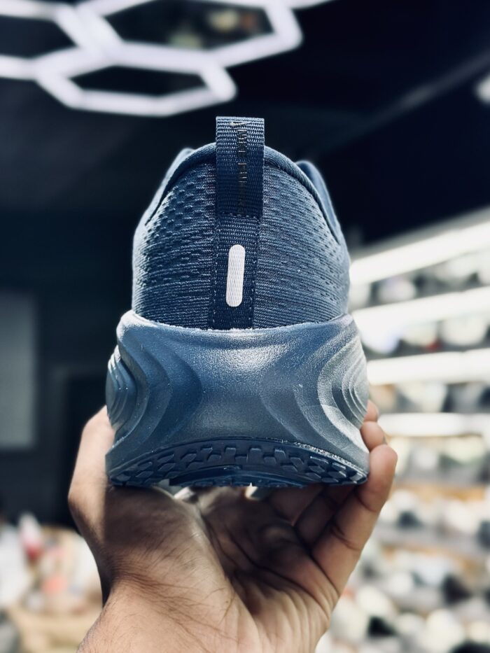Nike Vomero Plus Swarovski Blue Force - Image 5