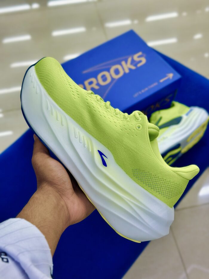 Brooks Glycerin Max 'Lime Navy Peony' - Image 2