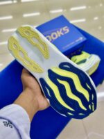 Brooks Glycerin Max 'Lime Navy Peony' - Image 4