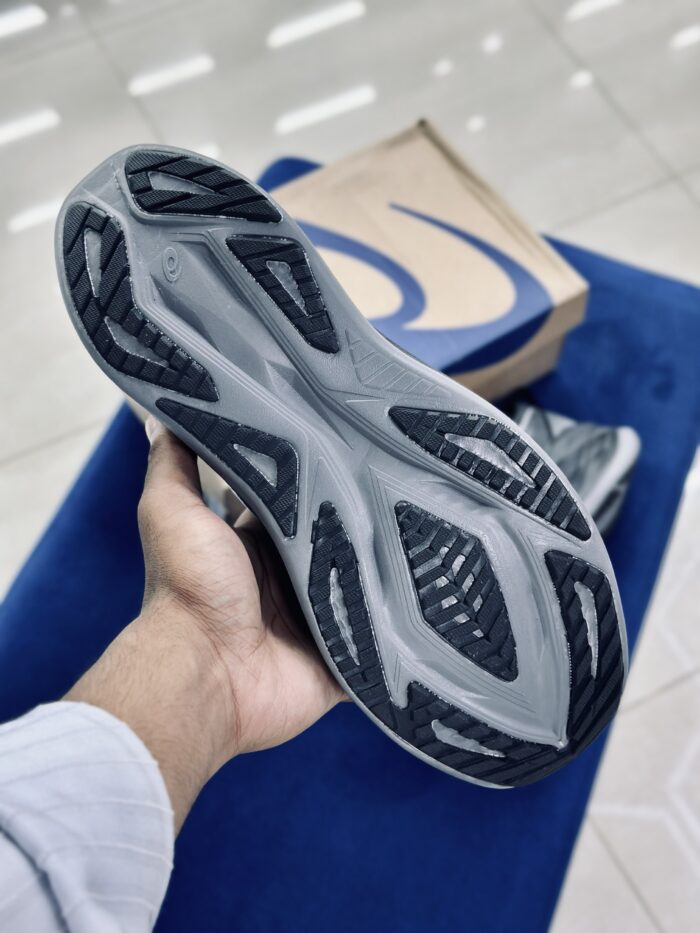 ASICS Superblast 2 Black - Image 4