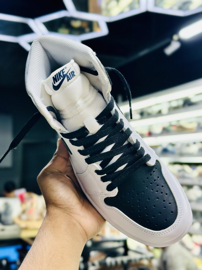 Fragment x Union LA x Air Jordan 1 High OG Black White - Image 3