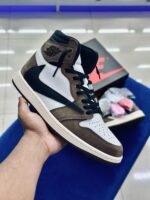 Air Jordan 1 Retro High OG SP - Travis Scott Mocha