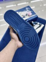Air Jordan 1 High X Travis Scott X Fragment - Image 4