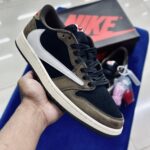 Air Jordan 1 Low X Travis Scott Mocha