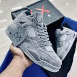 Air Jordan 4 kaws Cool Grey