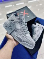 Air Jordan 4 kaws Cool Grey