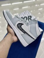 Air Jordan 1 High X Dior - Image 2