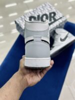 Air Jordan 1 High X Dior - Image 5