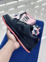 Nike SB Dunk Low Black Pigeon - Image 3