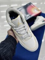Air Jordan 3 Retro SP J Balvin Medellín Sunset - Image 3