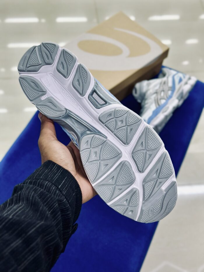 ASICS Gel-NYC Cream Cloud Grey Blue - Image 4