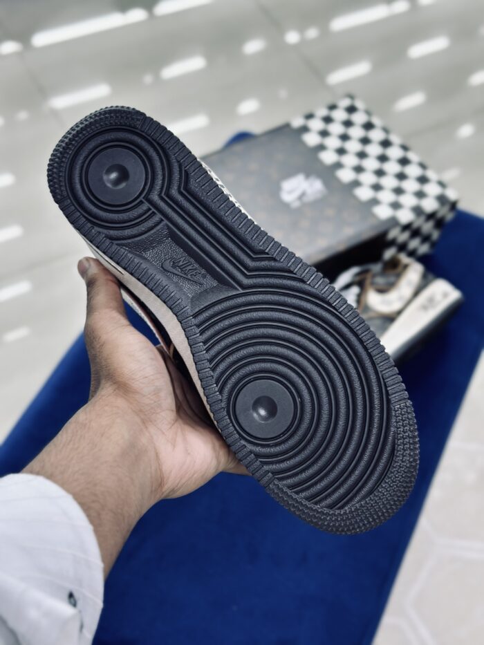 Louis Vuitton X Nike Air Force 1 Low Monogram Brown Damier Azur - Image 4