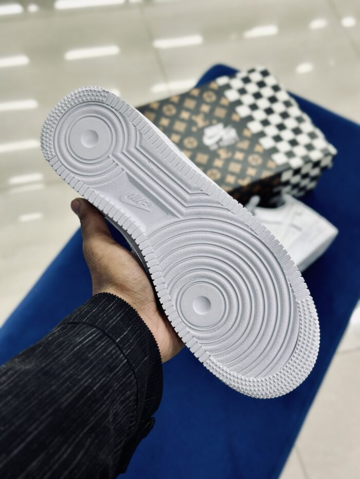 Louis Vuitton Nike Air Force 1 Low By Virgil Abloh White - Image 4