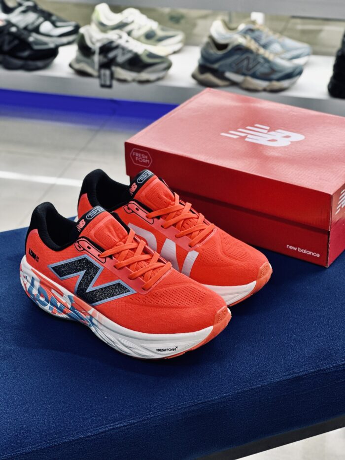 New Balance TCS London Marathon Fresh Foam X 1080 v14 Edition 2025 - Image 6