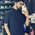Short-Sleeved Mock Turtleneck T-Shirt  (Blue)